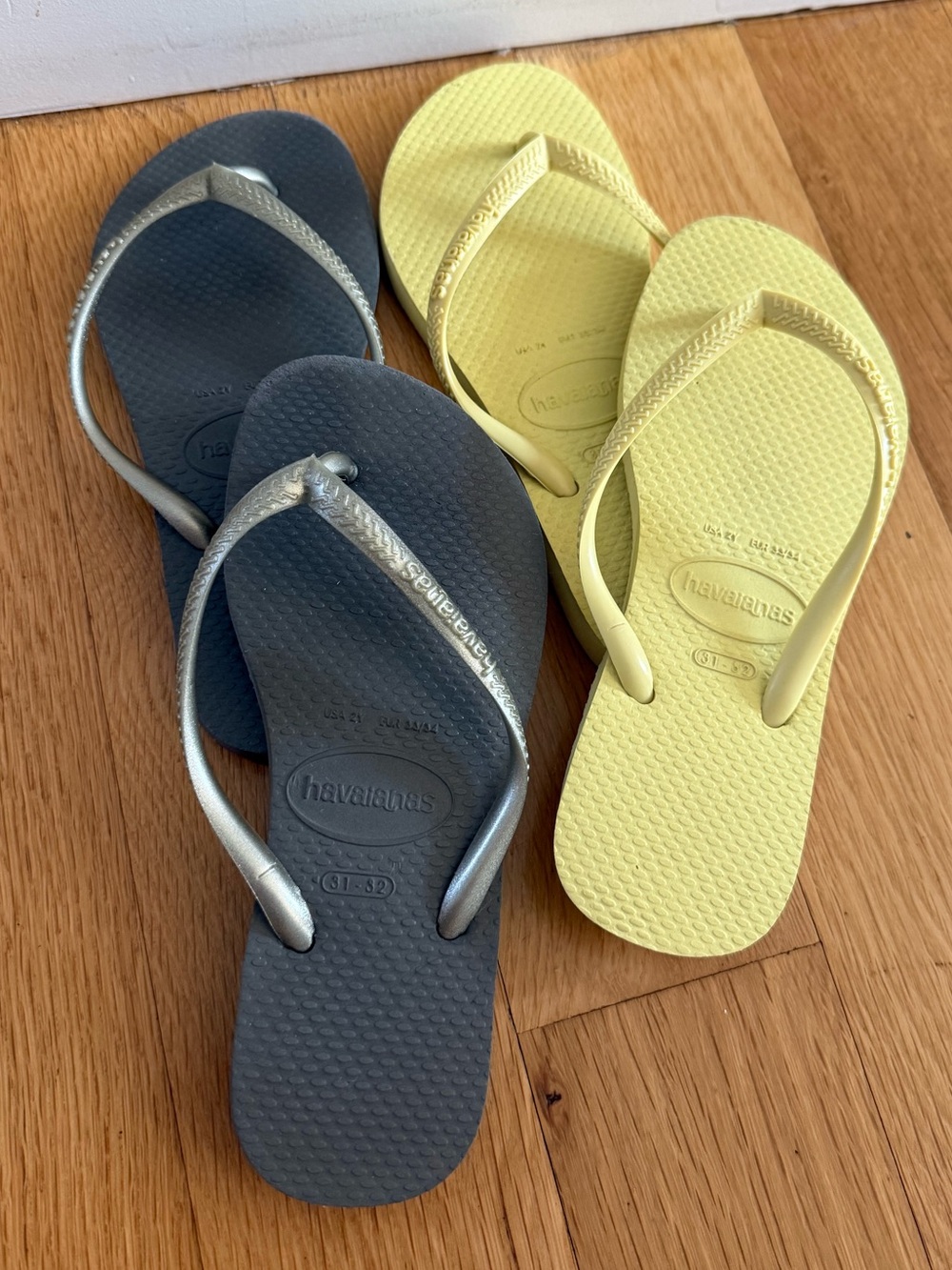 Two Pairs Kids Havianas Flip Flops Size 2Y